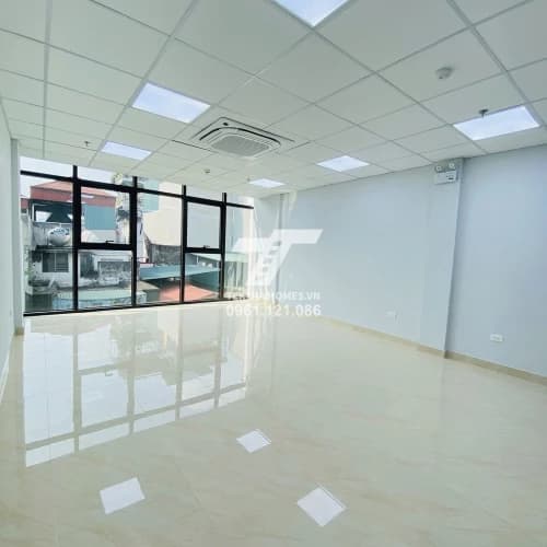 Cho thuê văn phòng 50m2 tại phố Nguyên Hồng