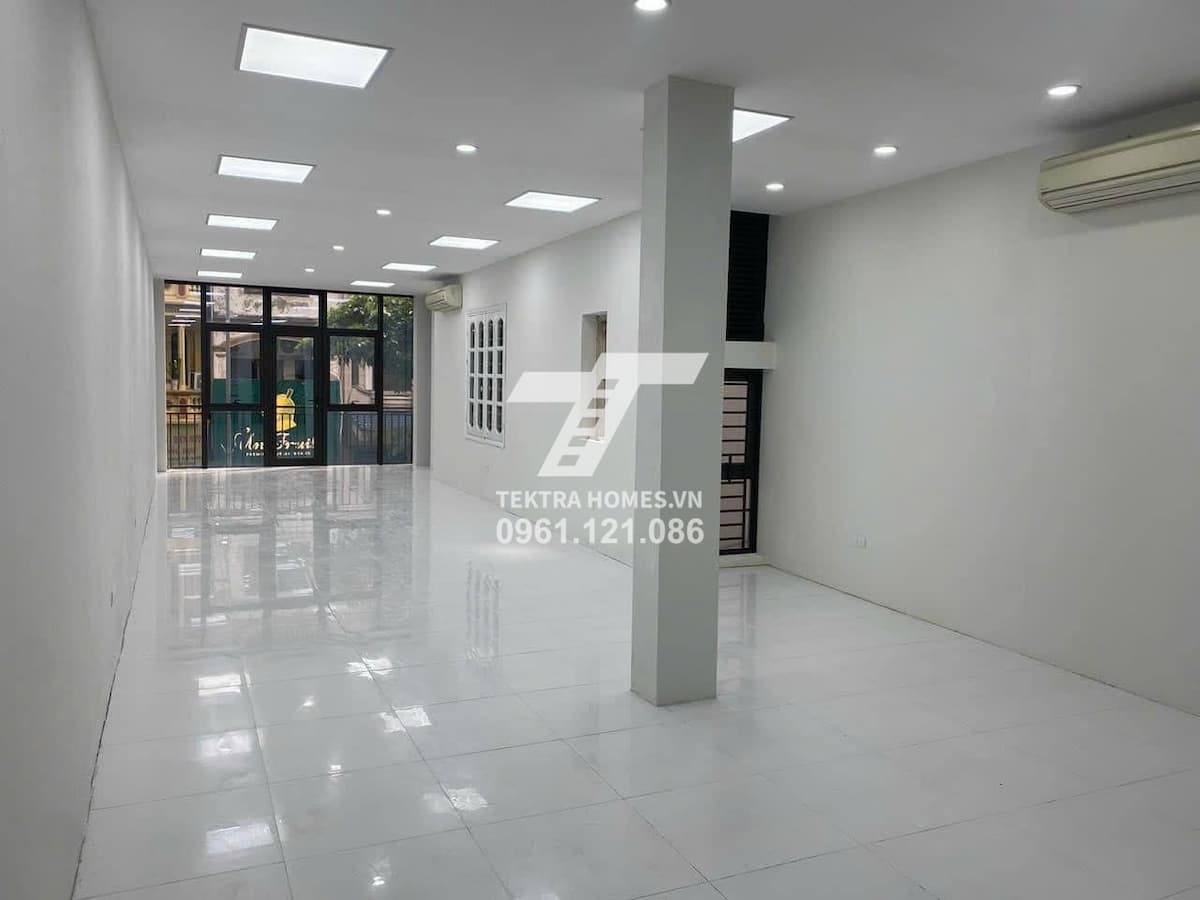 Cho thuê tòa văn phòng 80m2x4 tầng ngay Thụy Khuê