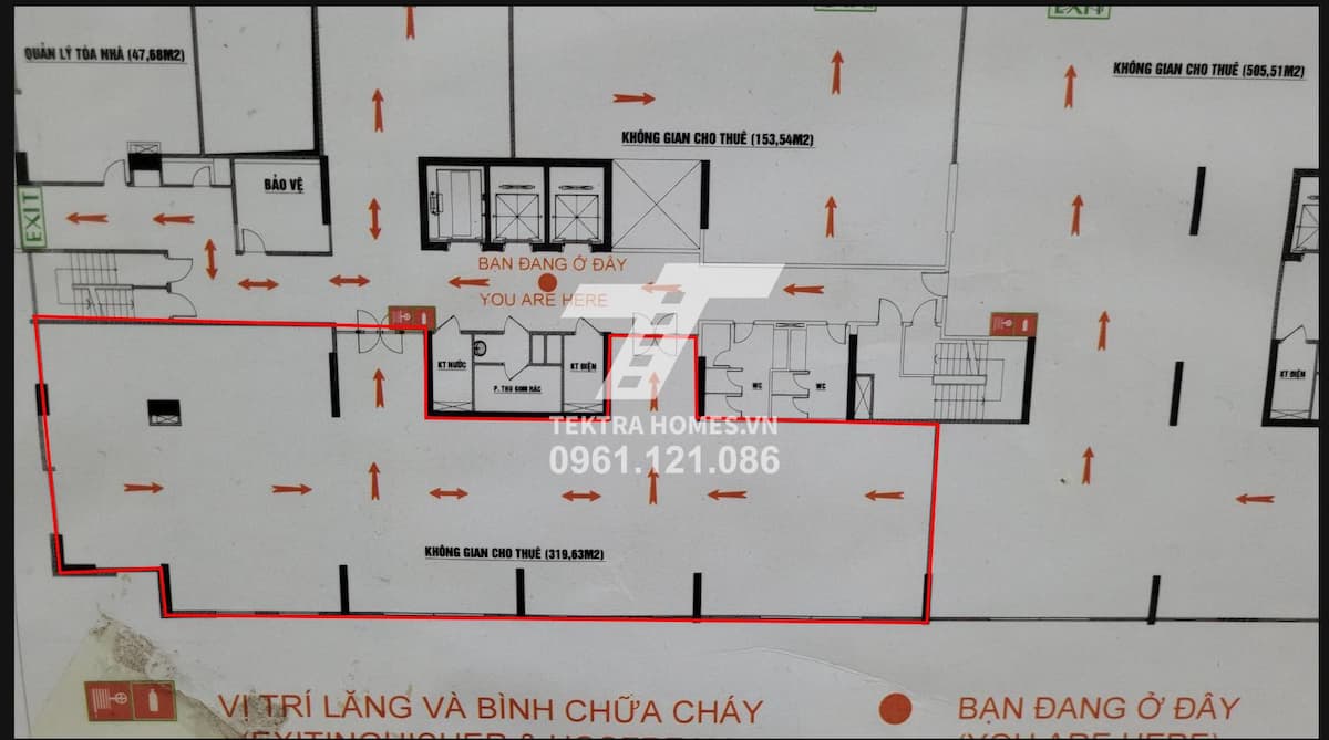 Cho thuê sàn tầng 1 chân đế chung cư mặt đường Phạm Văn Đồng