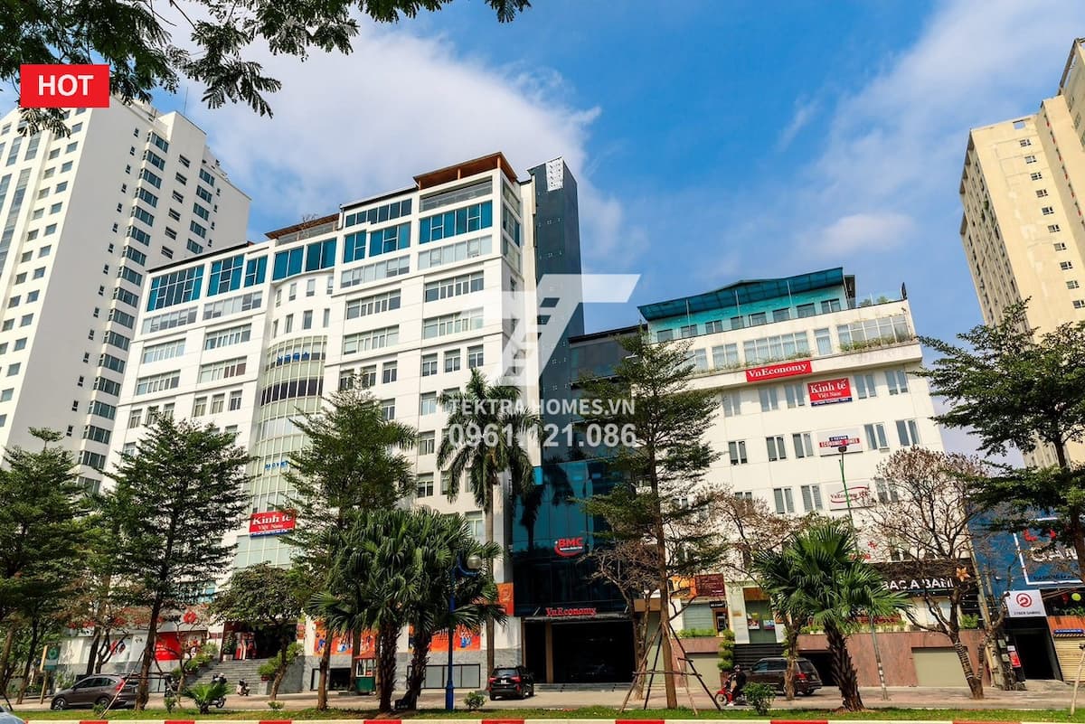 Tòa văn phòng cho thuê hạng C - VET building Hoàng Quốc Việt