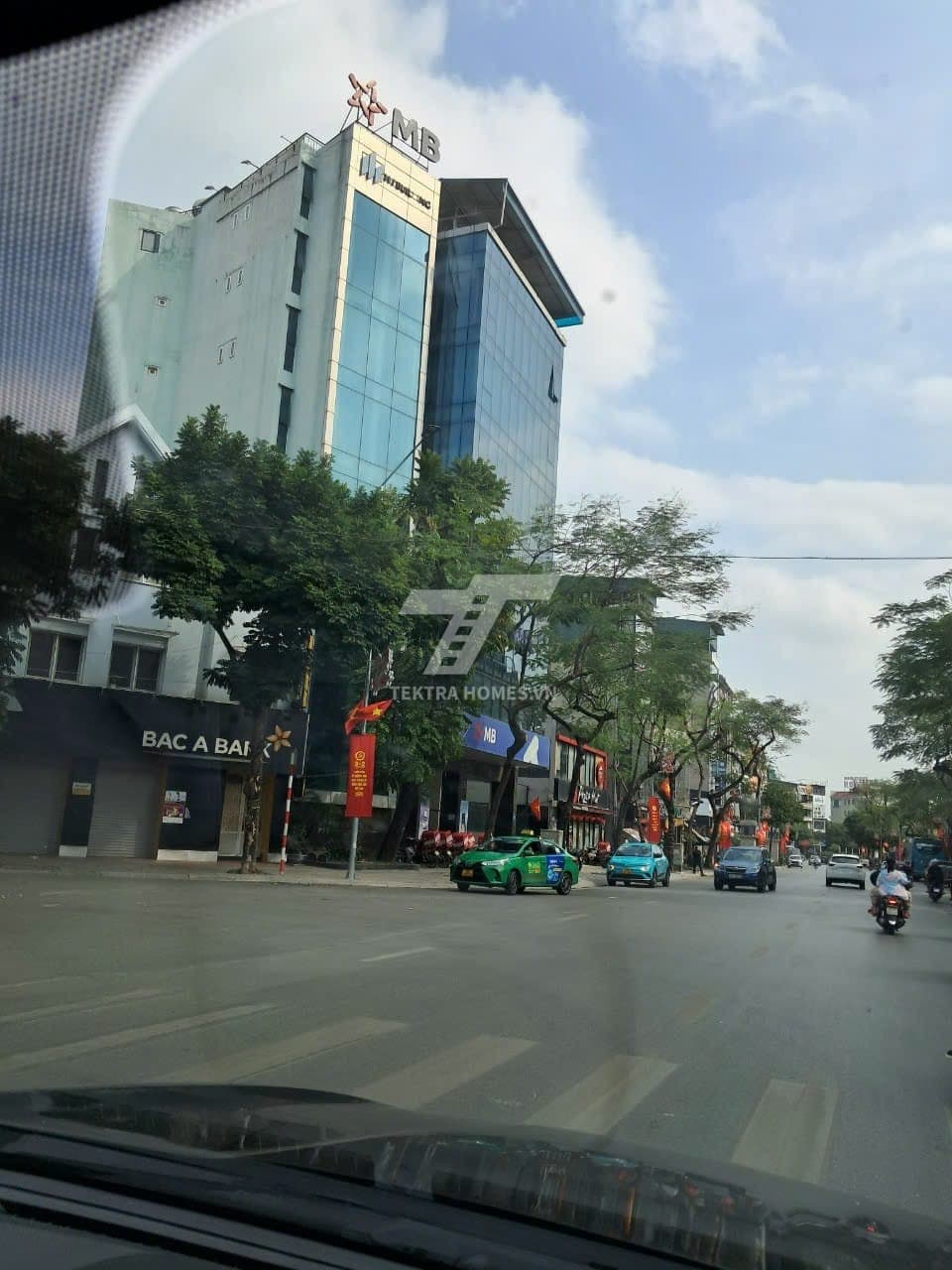 Cho thuê văn phòng HT building Xuân La