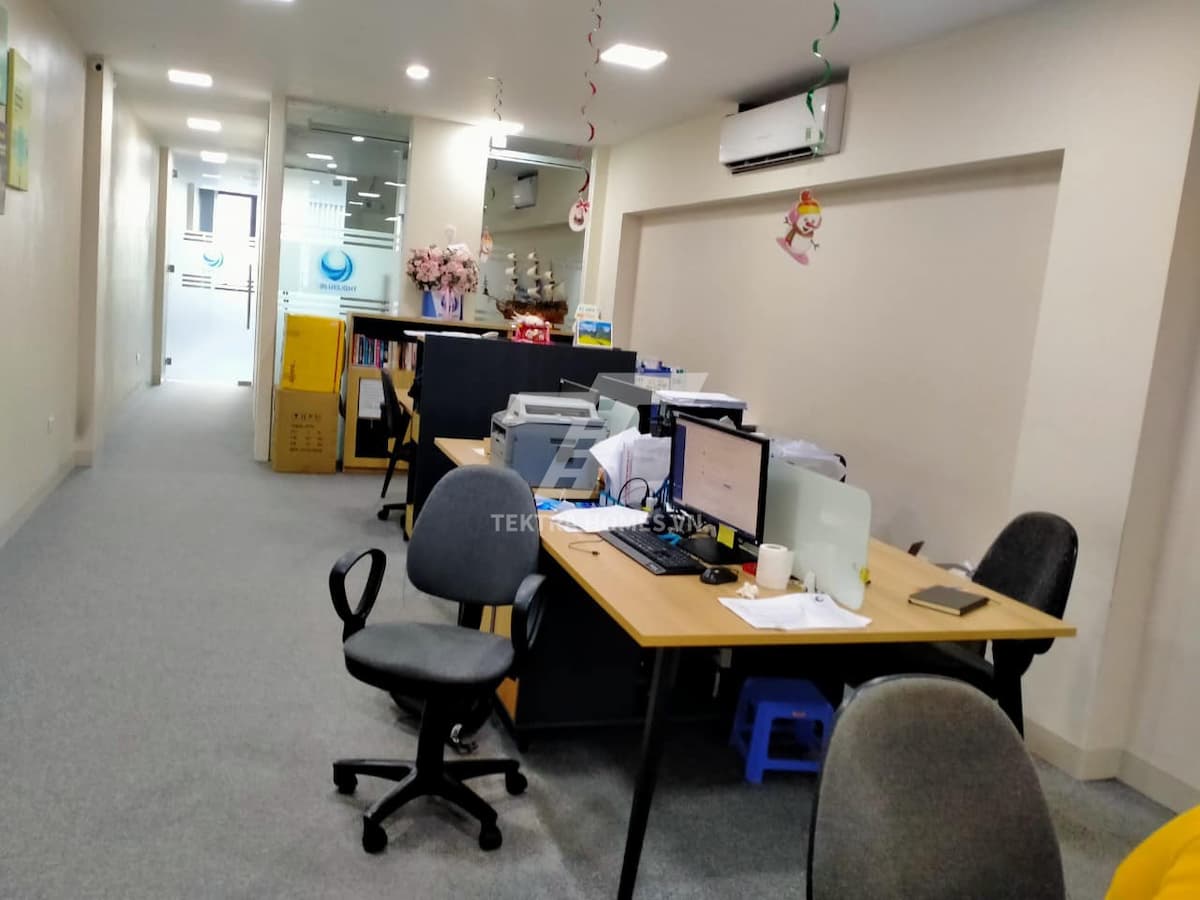 Cho thuê văn phòng trục đường Xuân Thủy
