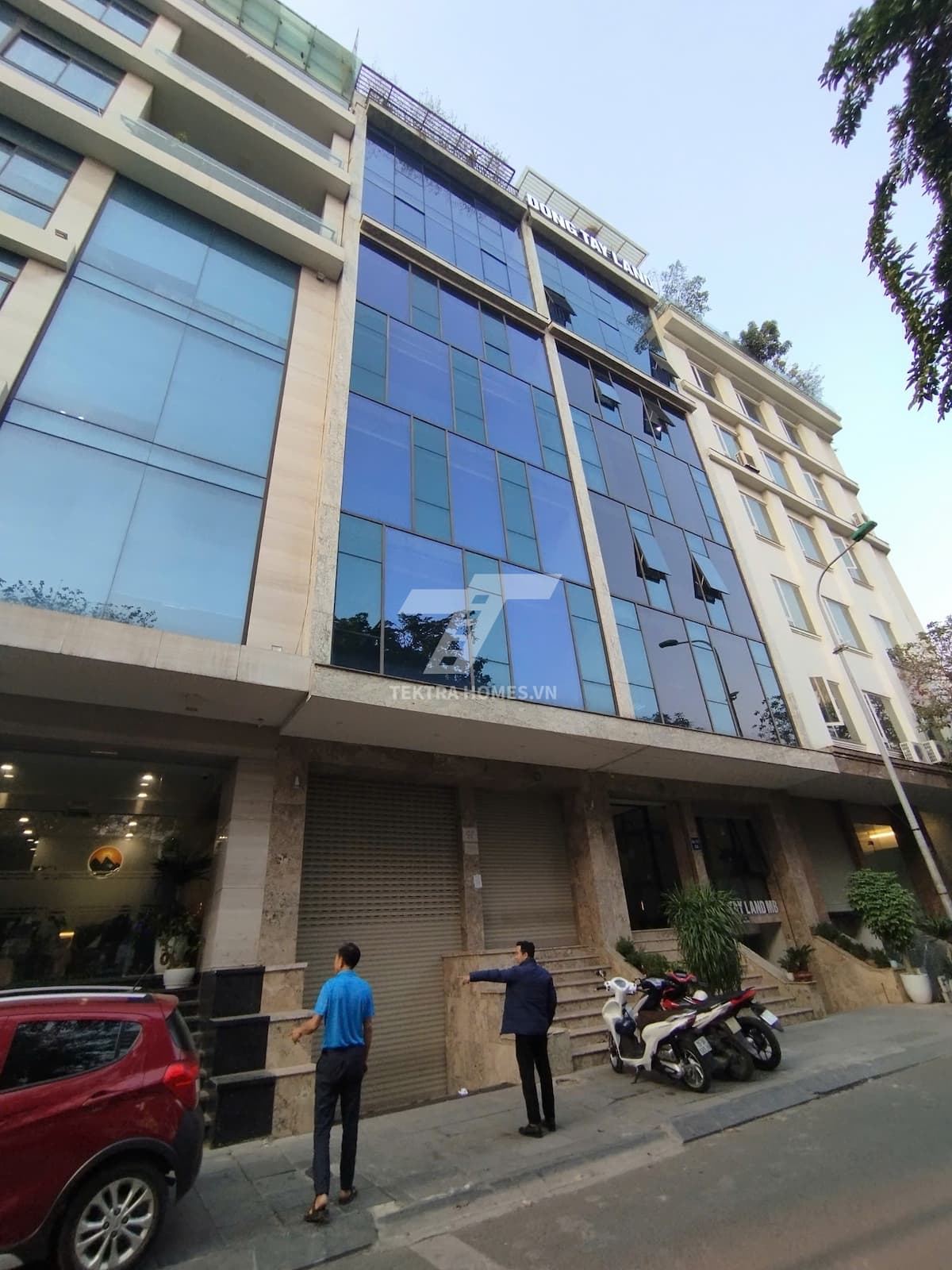 Cho thuê tòa văn phòng 8 tầng x 90m2 tại Nam Trung Yên