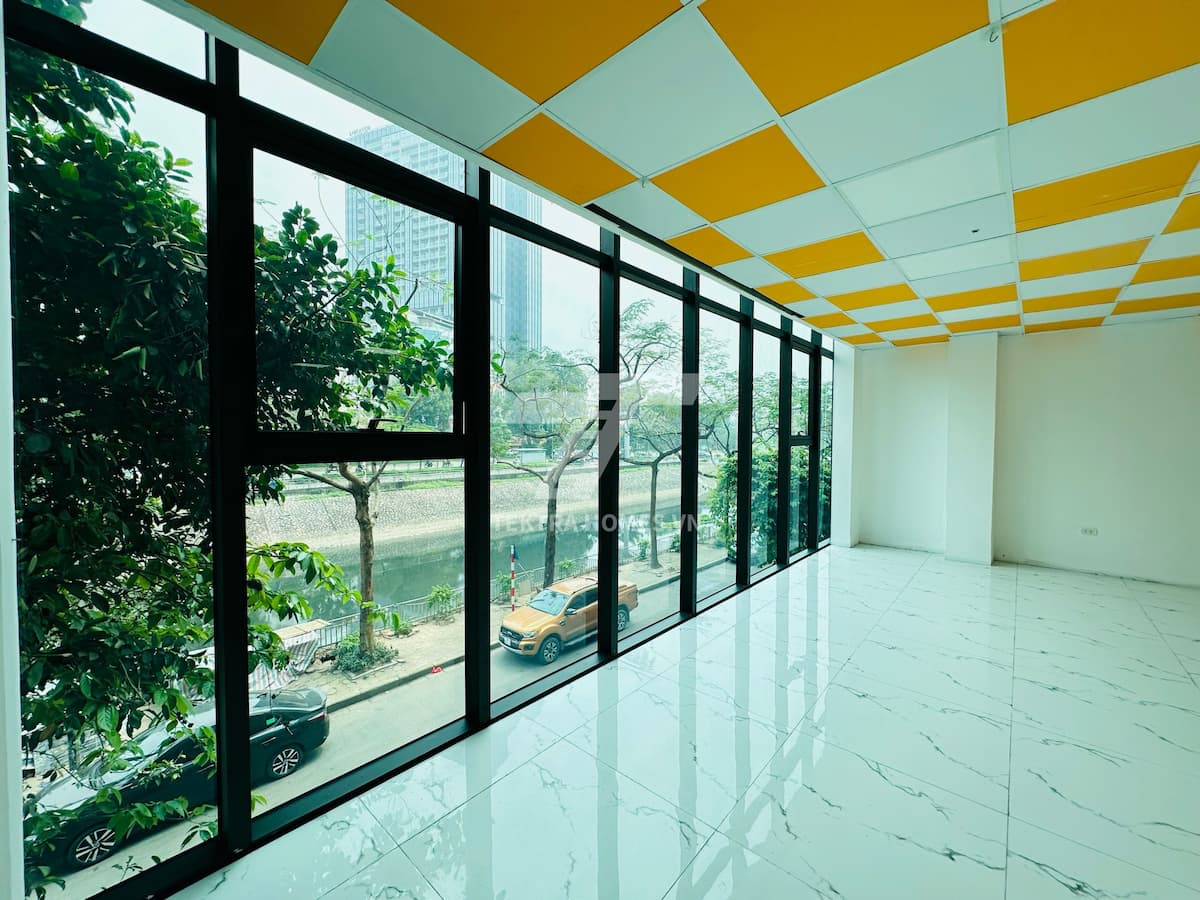 Cho thuê văn phòng mặt đường Nguyễn Khang
