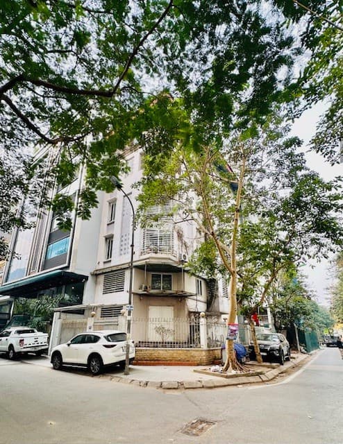 Cho thuê nguyên căn 120m2 x 6 tầng tại Mỹ Đình