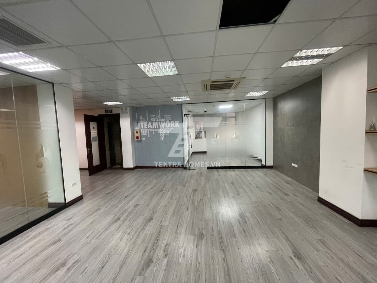 Cho thuê văn phòng giá rẻ phố Duy Tân