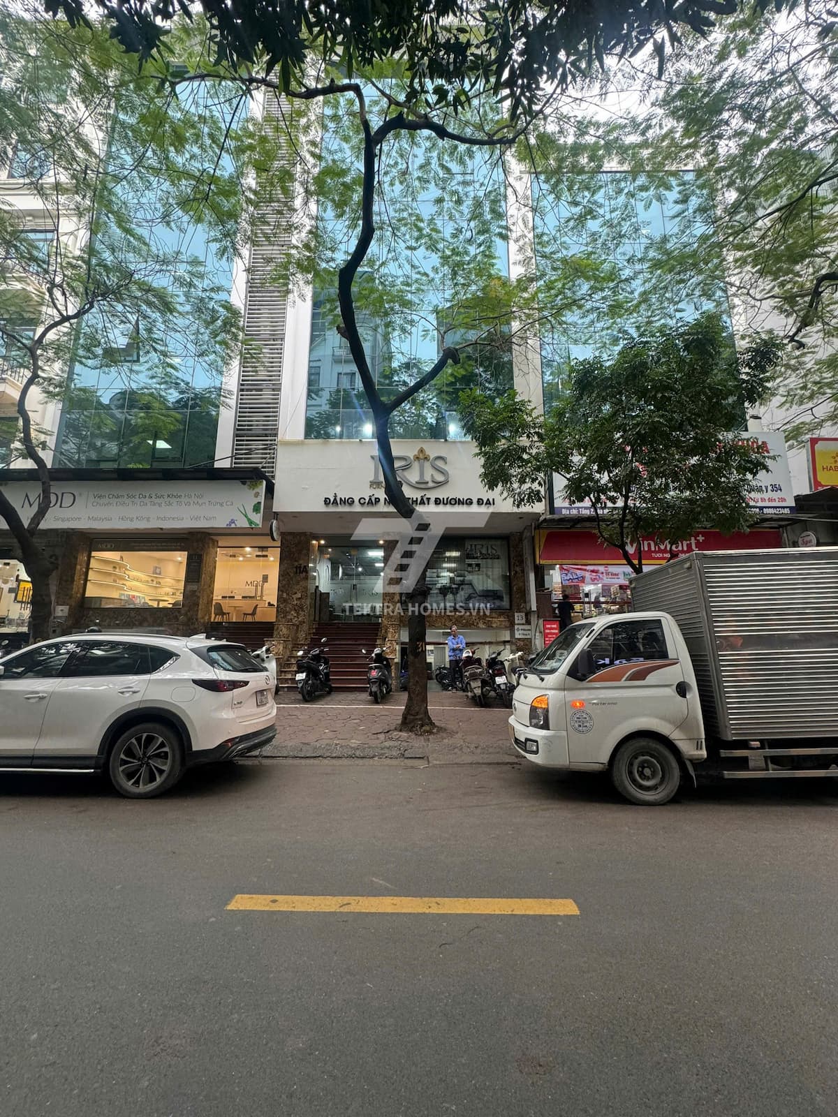 Cho thuê văn phòng đường Dịch Vọng Hậu.