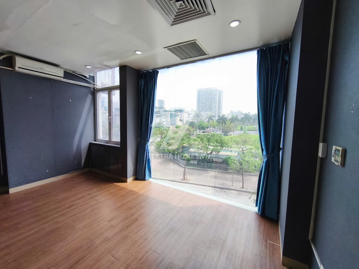 Cho thuê văn phòng đối diện Marriot tại Miếu Đầm