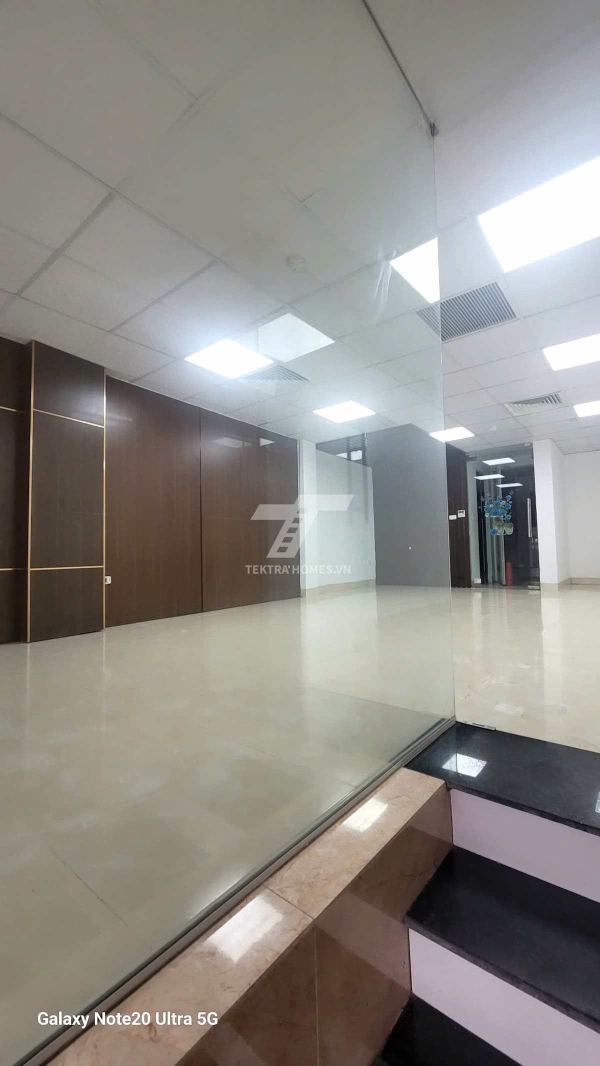 Cho thuê tầng lửng mặt đường Mỹ Đình
