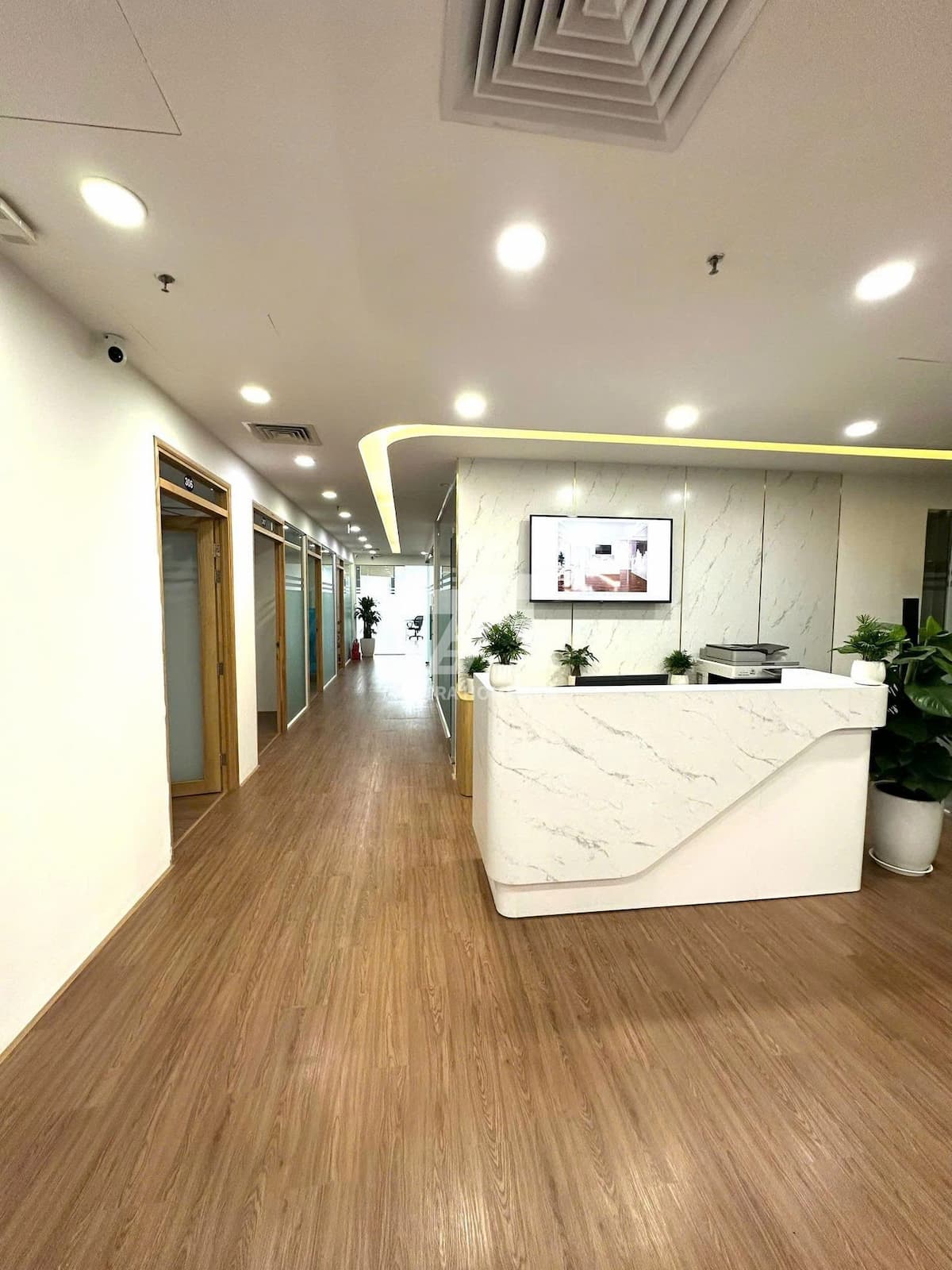 Văn phòng trọn gói tại Golden Palace 54 Lê Văn Lương - 303