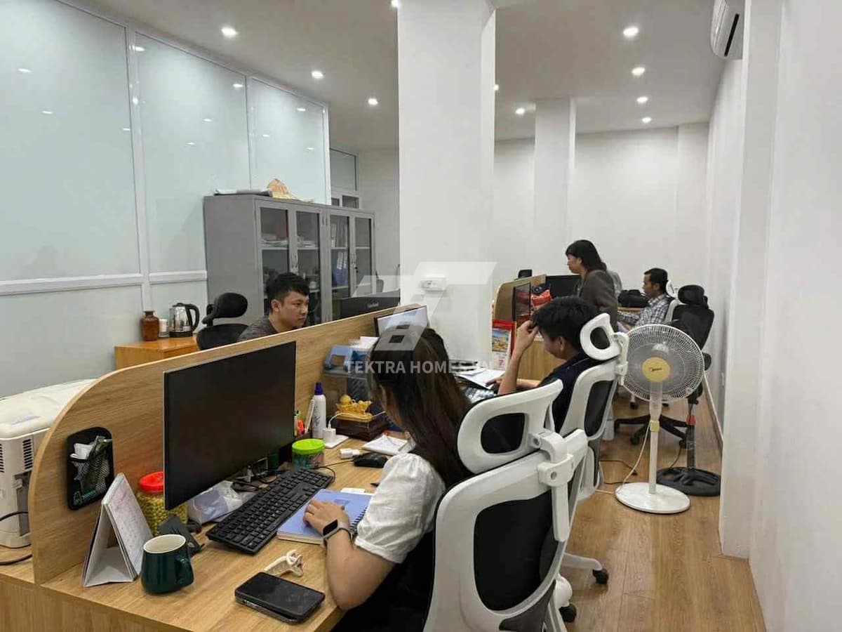 Cho thuê văn phòng tầng 1+2 phố Mễ Trì Hạ