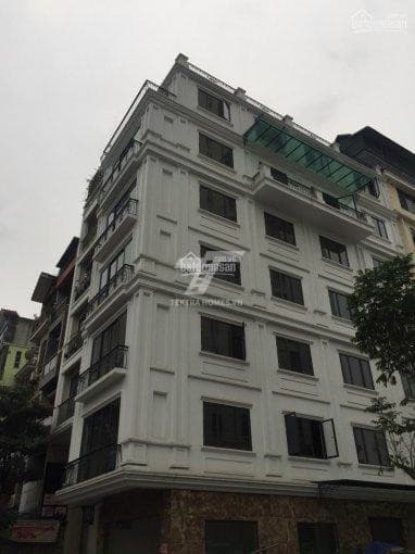 Cho thuê văn phòng 2 mặt thoáng phố Khúc Thừa Dụ