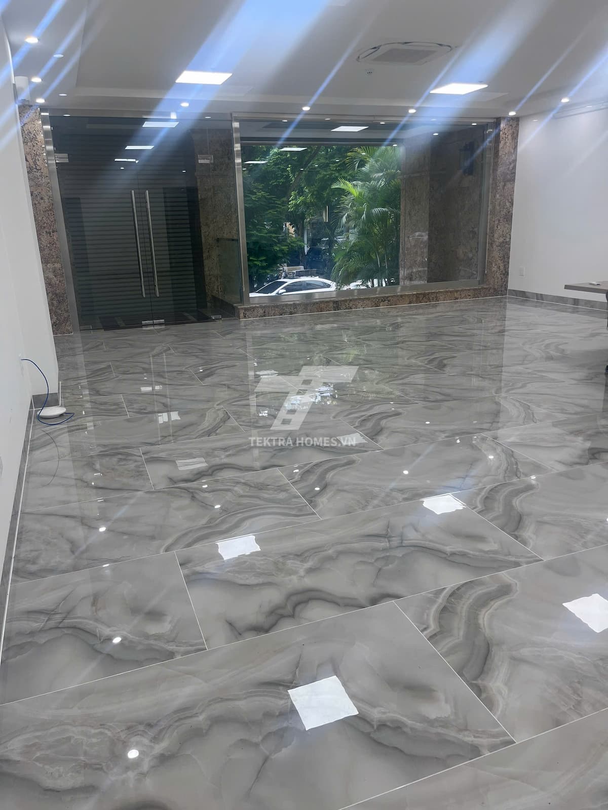 Tòa văn phòng Tuấn Minh Building đường Dịch Vọng Hậu