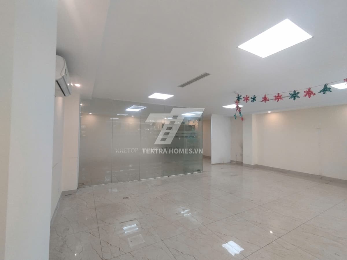 Cho thuê văn phòng tòa Lê Xuân Building Dịch Vọng Hậu