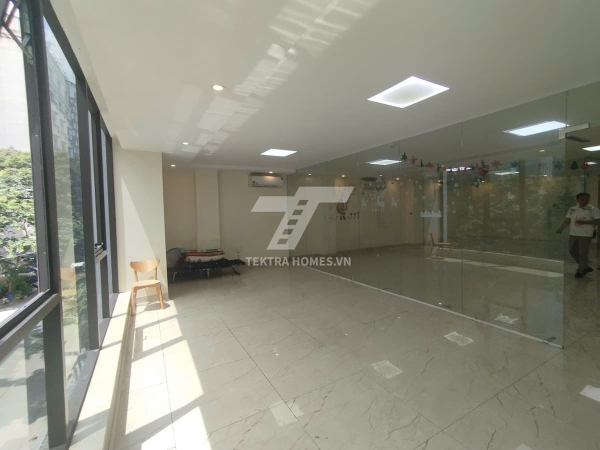 Cho thuê văn phòng tòa Lê Xuân Building Dịch Vọng Hậu