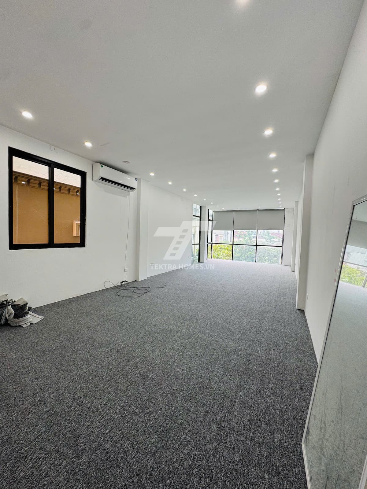 Cho thuê văn phòng phố Trung Kính bé