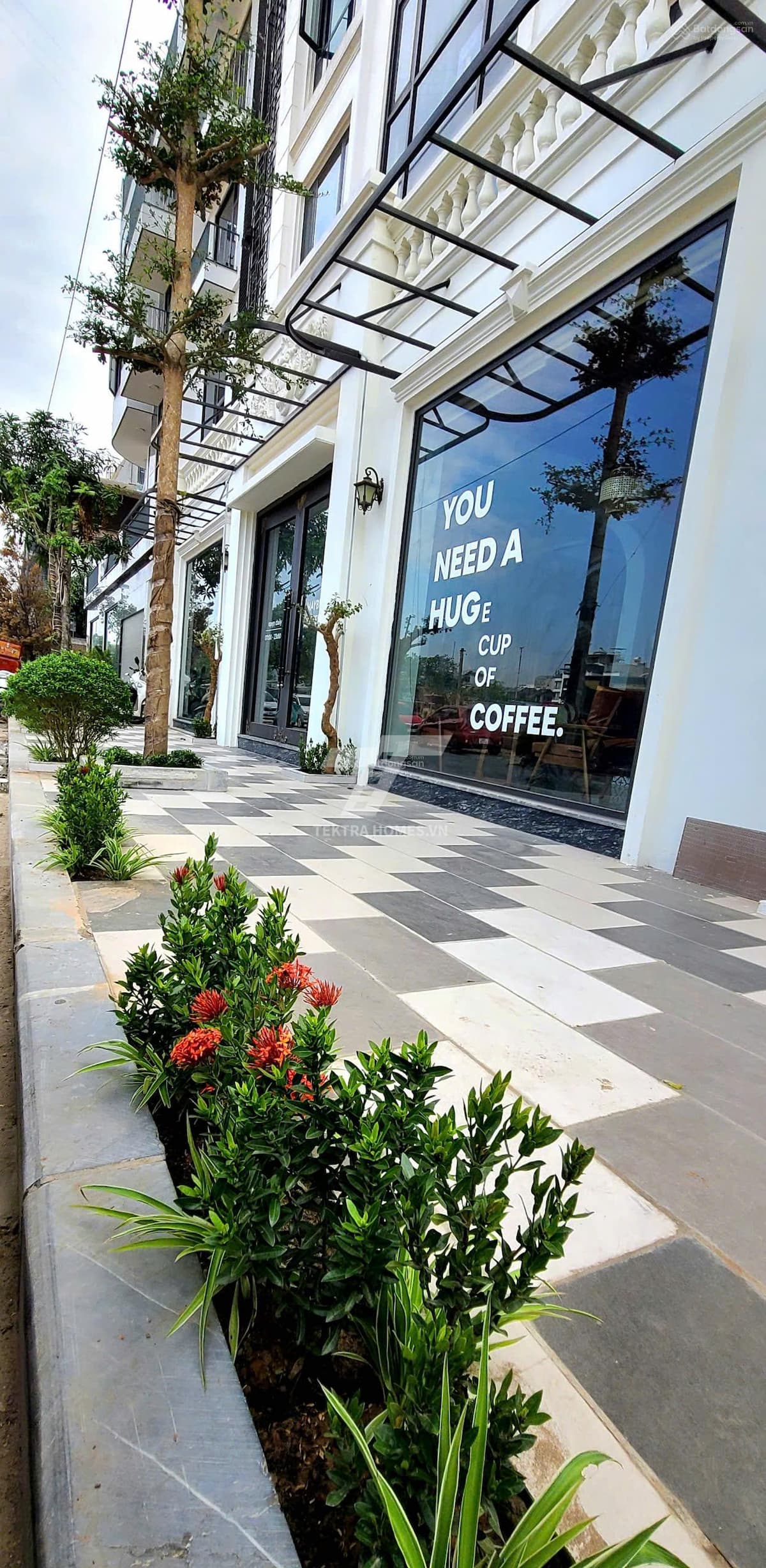 Cho thuê văn phòng mới đẹp phố Yên Xá