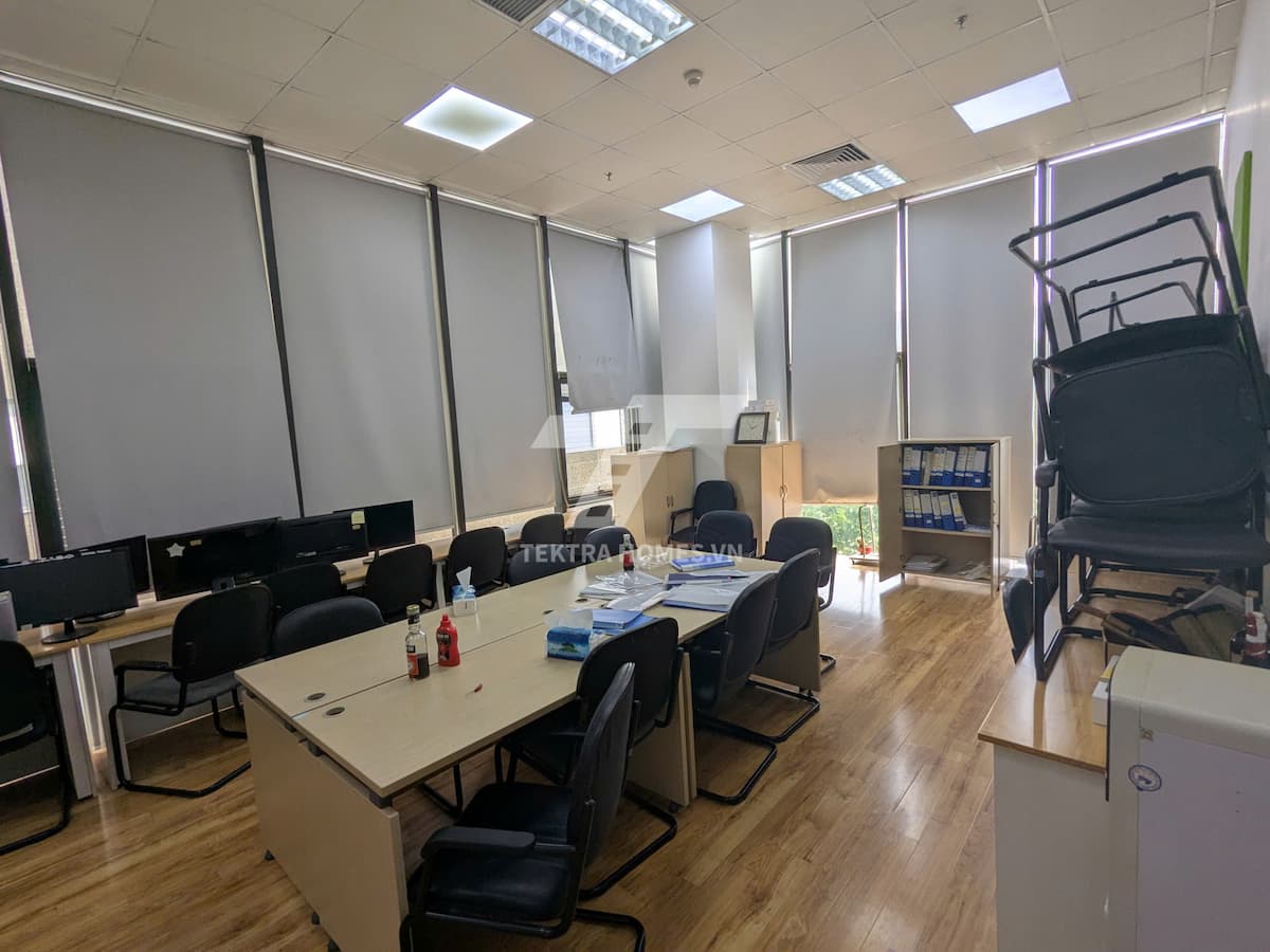 Cho thuê văn phòng chân tòa Golden Palace Mễ Trì