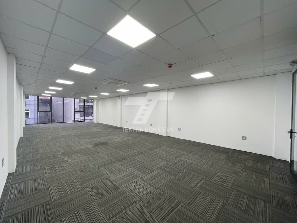 Cho thuê mặt bằng kinh doanh và văn phòng phố Hoàng văn Thái