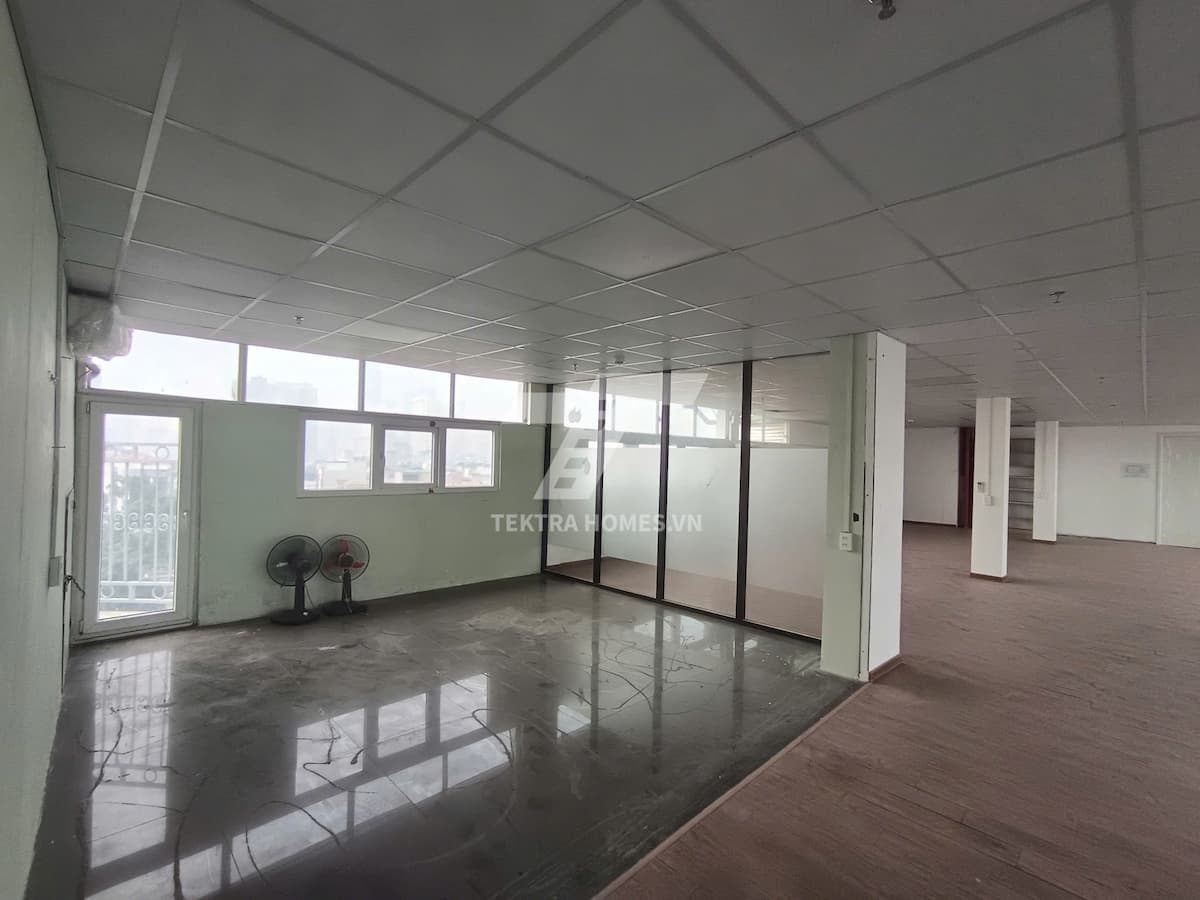 Cho thuê văn phòng đường Nguyễn Khang có thẩm duyệt PCCC