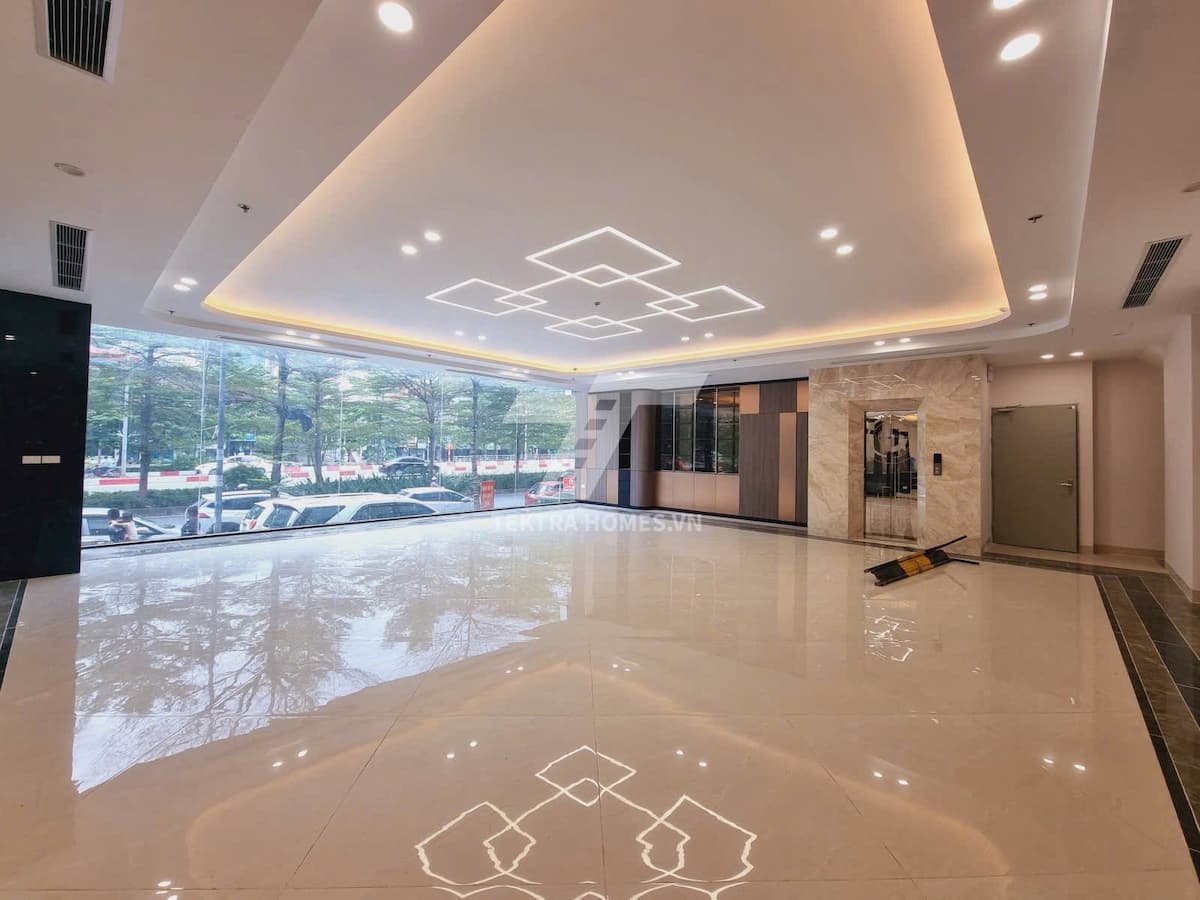 Cho thuê tòa văn phòng mặt đường Láng