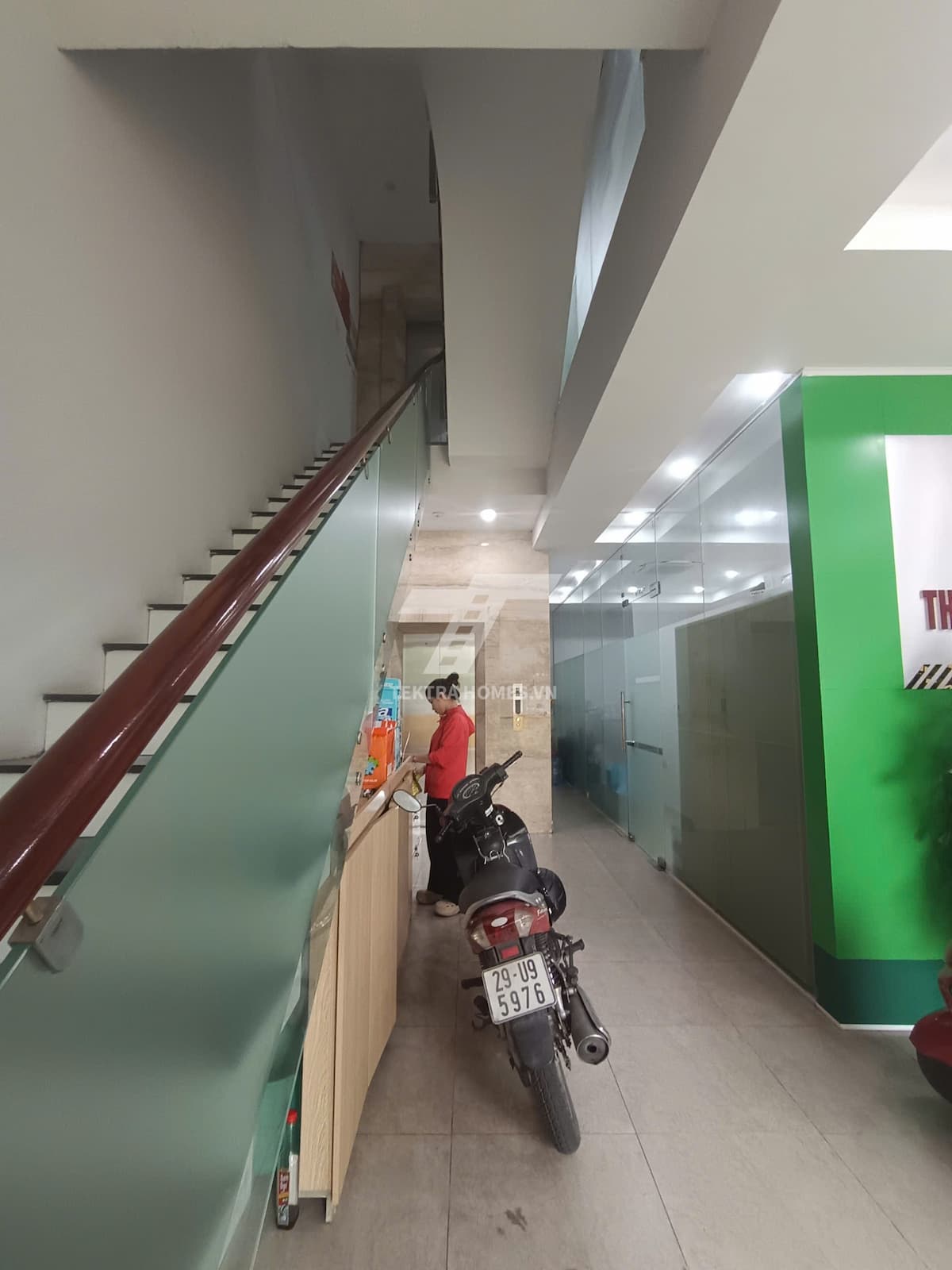 Cho thuê nguyên căn trục Nguyễn Chánh - Trung Hòa
