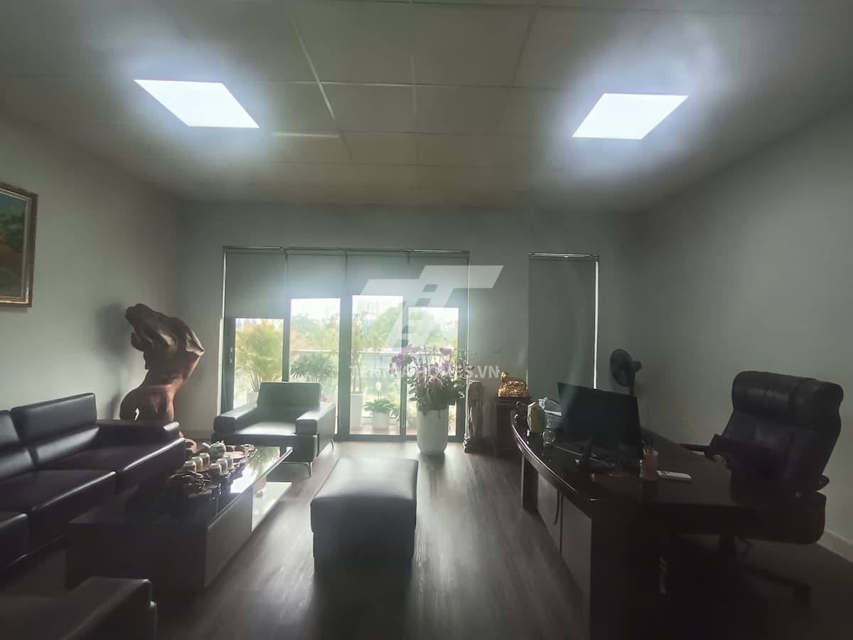 Cho thuê nguyên căn trục Nguyễn Chánh - Trung Hòa