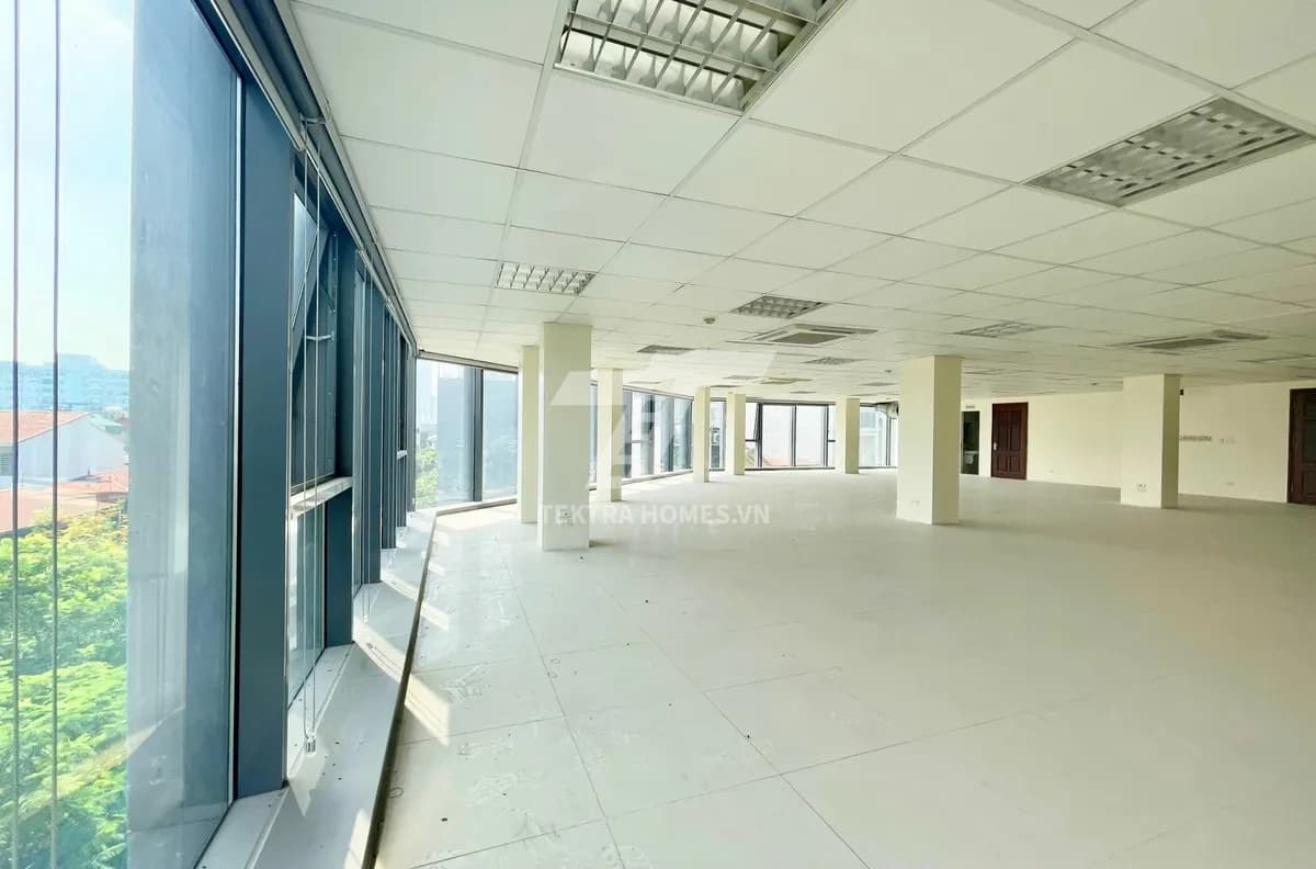 Cho thuê văn phòng 3 mặt thoáng Cầu Giấy | 72 Dịch Vọng