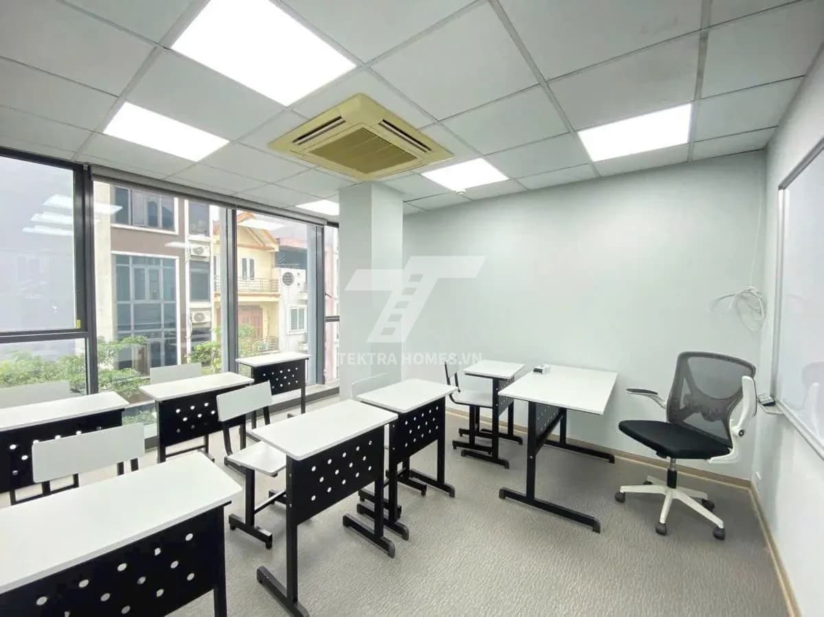 Cho thuê văn phòng 3 mặt thoáng Cầu Giấy | 72 Dịch Vọng