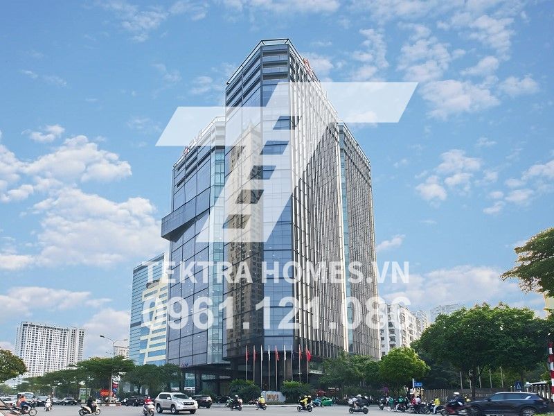 Tòa nhà PVI Tower tọa lạc tại trung tâm quận Cầu Giấy